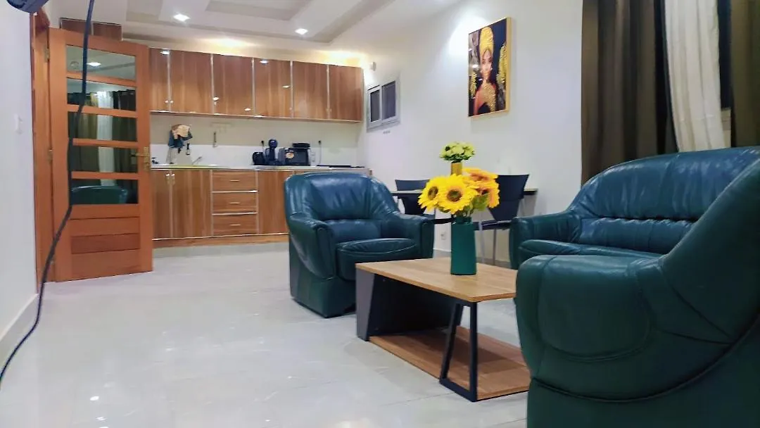 Appartement 3 Chambres Salon Mamelles Cite Mackiou Faye Baila & Ndjierebi Dakar
